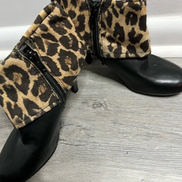 Nine West ankle boot heels‎ - Picture 3 of 6